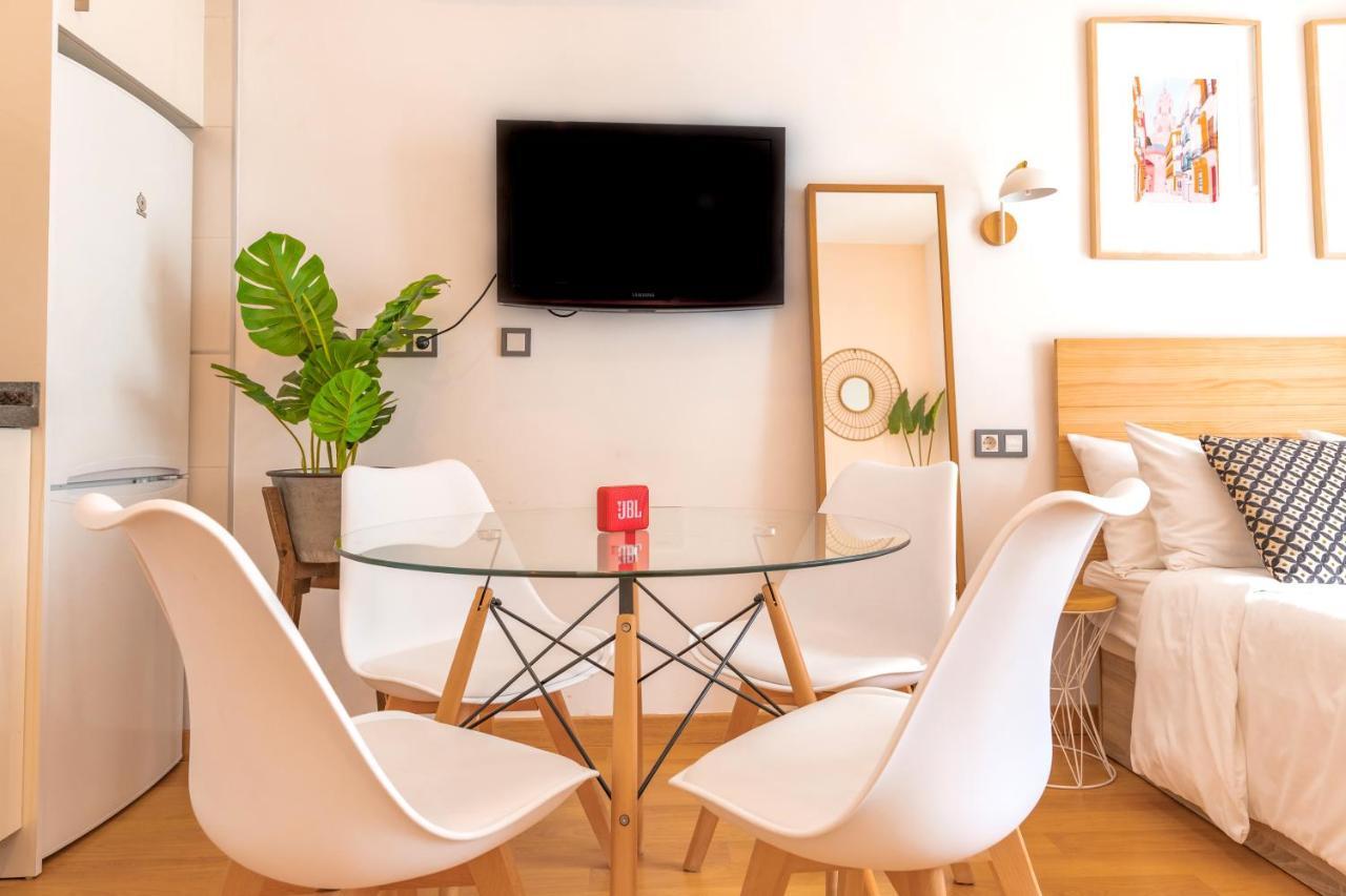 Romantic Studio In The Center By Rems Malaga Exterior photo